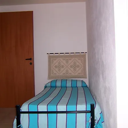 Casa Marina Di Arbus بيت للعطل توري دي كورساري